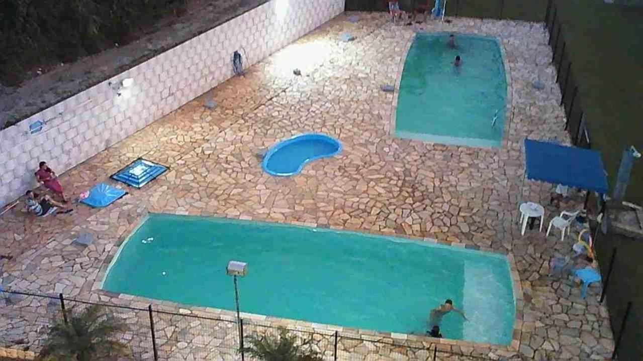 Kitnet Flamingo 31B Apartment Matinhos Luaran gambar